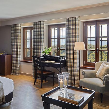 Mountrace Suites & Spa Monodendri Exterior photo